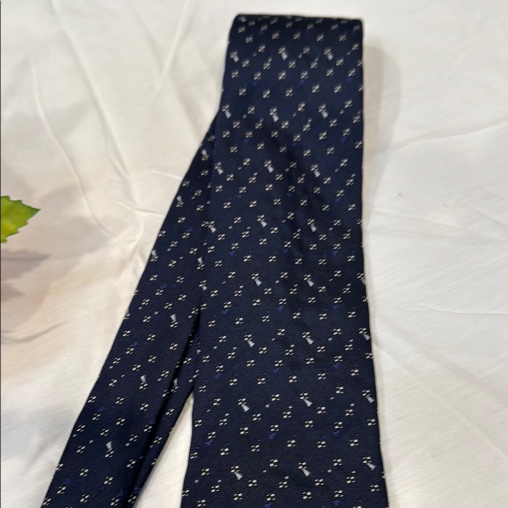 Authentic Prada Navy Blue Patterned Tie - Picture 6 of 6